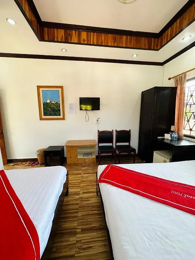 Singharat Boutique House Bed & Breakfast Luang Prabang 2*,  Laos